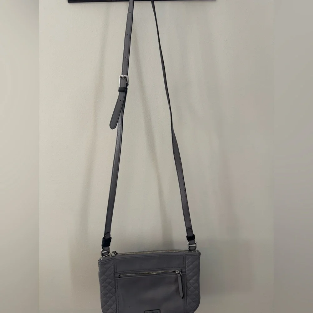 Vera Bradley small gray leather crossbody - Picture 3 of 7